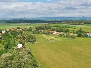 Prodej pole, Budyně nad Ohří, 14440 m2