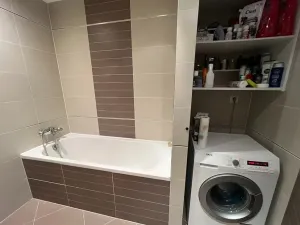 Prodej bytu 2+kk, Praha - Letňany, Hlučkova, 61 m2