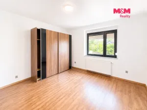 Pronájem rodinného domu, Praha - Hostivař, V nové čtvrti, 280 m2