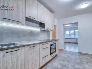 Pronájem bytu 2+1, Hranice, Cementářské sídliště, 56 m2