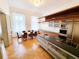 Prodej bytu 3+1, Praha - Nové Město, Jungmannovo náměstí, 129 m2