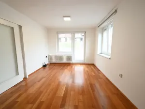 Prodej bytu 3+1, Luhačovice, Antonína Slavíčka, 68 m2