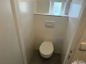 Pronájem bytu 1+1, Praha - Vinohrady, Řipská, 40 m2