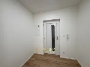 Pronájem bytu 2+kk, Teplice, Albrechtova, 70 m2