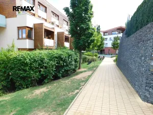 Pronájem bytu 2+kk, Praha - Velká Chuchle, Mrkosova, 60 m2