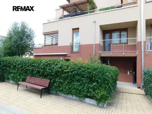 Pronájem bytu 2+kk, Praha - Velká Chuchle, Mrkosova, 60 m2