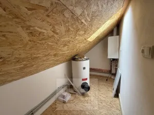 Pronájem rodinného domu, Praha - Kobylisy, Líbeznická, 170 m2
