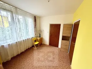 Prodej bytu 4+1, Praha - Kamýk, Zárubova, 85 m2