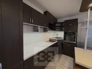 Pronájem bytu 3+kk, Klecany, V Honech, 63 m2