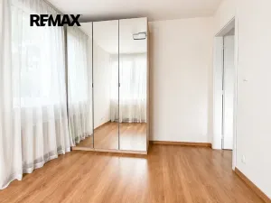 Pronájem bytu 2+1, Praha - Hloubětín, Kbelská, 54 m2
