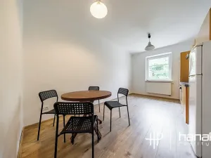 Pronájem bytu 2+1, Olomouc, Thomayerova, 58 m2