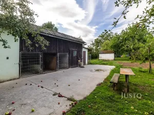 Prodej rodinného domu, Zvole, 520 m2