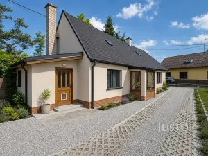 Prodej rodinného domu, Zvole, 520 m2
