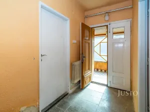 Prodej rodinného domu, Zvole, 520 m2