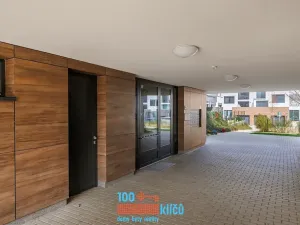 Pronájem bytu 2+kk, Praha - Lipence, Černošická, 48 m2