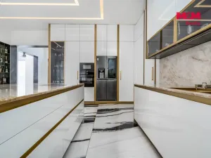 Prodej rodinného domu, Jirny, Modřínová, 400 m2