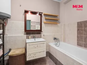 Prodej bytu 2+kk, Holubice - Kozinec, Platanová, 51 m2