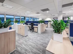Pronájem kanceláře, Praha - Smíchov, Radlická, 1000 m2