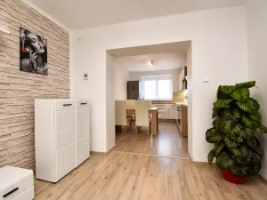 Prodej bytu 2+1, Chvaletice, Dukelská, 48 m2