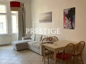 Pronájem bytu 2+kk, Praha - Karlín, Kubova, 43 m2