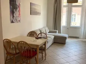 Pronájem bytu 2+kk, Praha - Karlín, Kubova, 43 m2