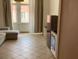 Pronájem bytu 2+kk, Praha - Karlín, Kubova, 43 m2