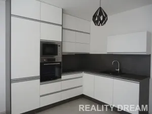 Pronájem bytu 1+kk, Praha - Hlubočepy, Ondrákové, 55 m2