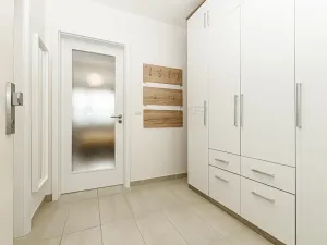 Pronájem bytu 1+kk, Praha - Vysočany, Strnadových, 33 m2