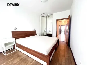 Pronájem bytu 3+kk, Praha - Hlubočepy, Geologická, 92 m2