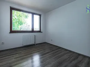 Pronájem rodinného domu, Praha - Kyje, Černičná, 150 m2