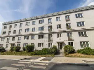 Prodej bytu 1+kk, Praha - Veleslavín, Na okraji, 25 m2