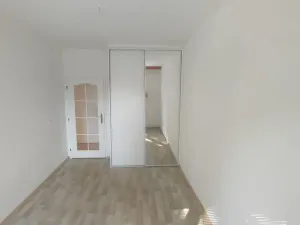 Pronájem bytu 3+1, Hradec Králové, Pod Strání, 80 m2
