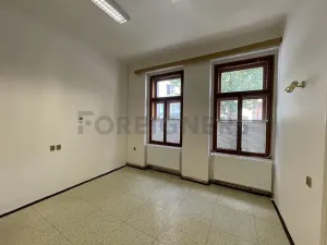 Pronájem bytu 2+kk, Pardubice, Hronovická, 50 m2