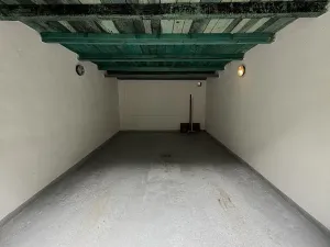 Pronájem garáže, Ostrava, Na Heleně, 22 m2