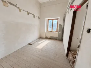 Prodej činžovního domu, Postoloprty, Marxovo náměstí, 620 m2