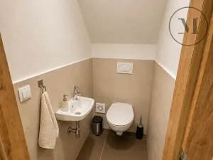 Pronájem chaty, Horní Planá, Náměstí, 94 m2