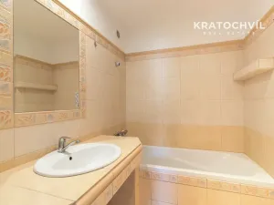 Pronájem bytu 3+1, Praha - Hlubočepy, Gabinova, 79 m2