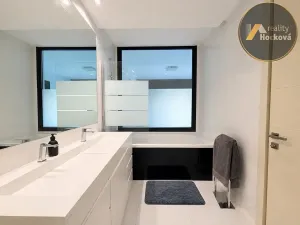 Prodej bytu 4+kk, Benahavís, Španělsko, 130 m2