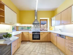 Prodej rodinného domu, Horoměřice, K Sanatoriu, 343 m2
