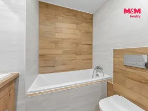 Prodej bytu 2+1, Povrly, Sídliště II, 56 m2