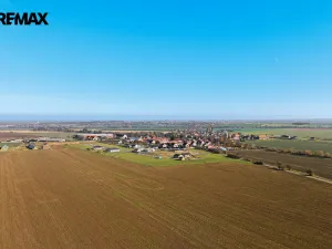 Prodej pozemku, Stolany, 876 m2