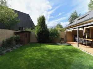 Prodej rodinného domu, Praha - Benice, Na koupaliště, 144 m2