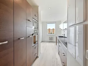Prodej bytu 3+1, Praha - Chodov, Benkova, 65 m2