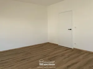 Pronájem bytu 2+kk, Hranice - Hranice I-Město, Pernštejnské náměstí, 55 m2