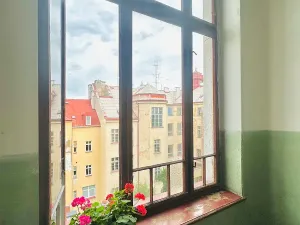 Prodej bytu 2+1, Karlovy Vary, Jaltská, 51 m2