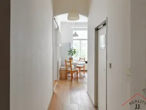 Prodej bytu 1+1, Praha - Vinohrady, Kolínská, 38 m2