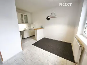 Pronájem bytu 2+kk, Pardubice, Na Labišti, 53 m2