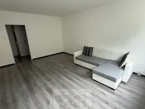Pronájem bytu 3+1, Praha - Hlubočepy, Prosluněná, 74 m2