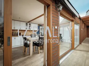Prodej vícegeneračního domu, Pečky, 280 m2