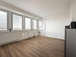 Pronájem bytu 1+kk, Hradec Králové, Průmyslová, 29 m2